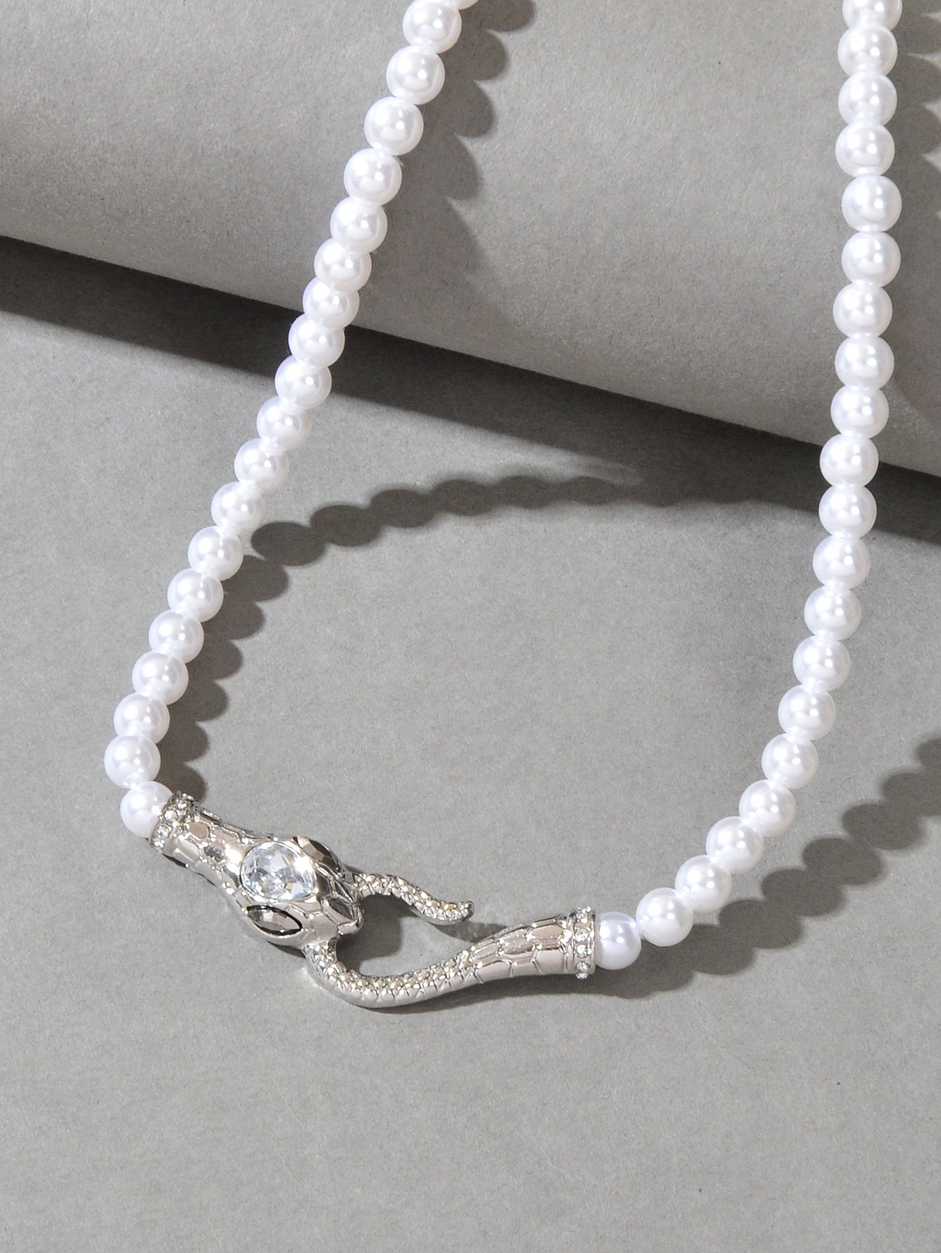 Punk Retro Pearl Beads Chain Gold Silver Snake Short Clavicle Statement Necklace